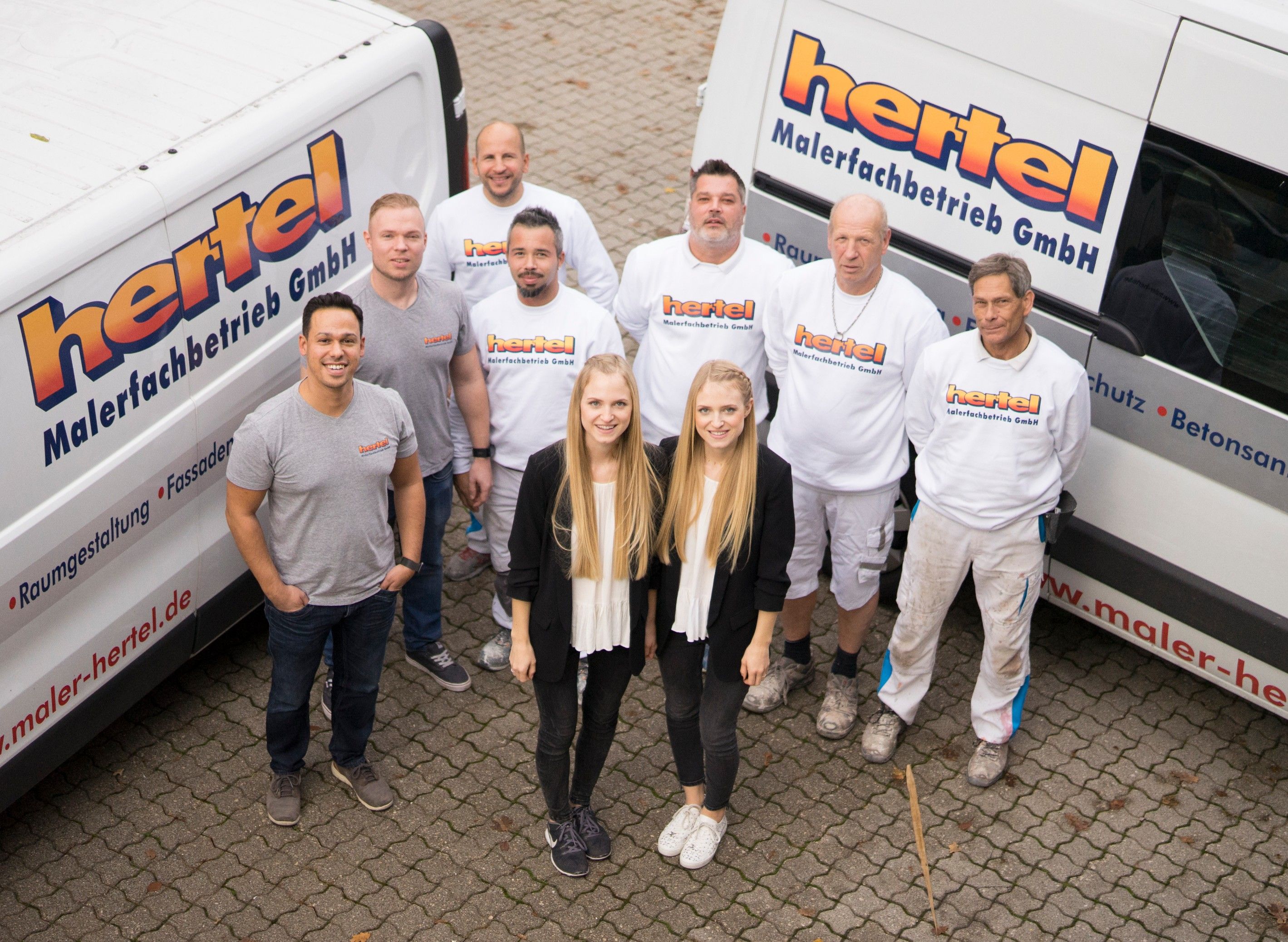 Das Team vom Malerfachbetrieb Hertel aus der Vogelperspektive
